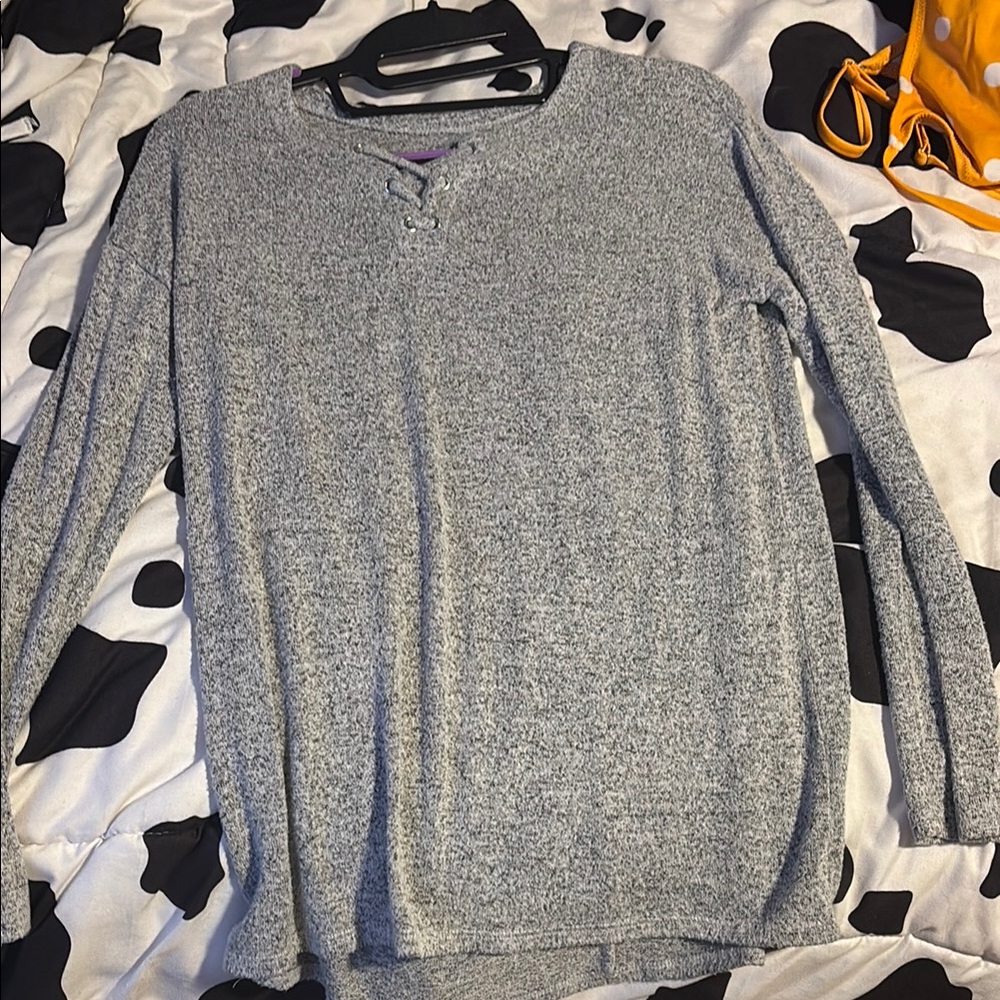 Justice Gray Crew Neck Sweater Classic Knit